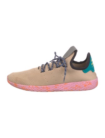 pharrell gym shoes