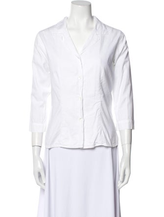 Piattelli V-Neck Three-Quarter Sleeve Button-Up Top