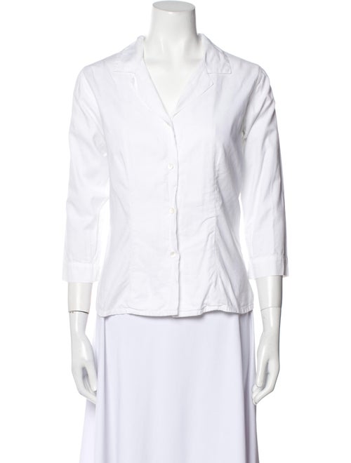 Piattelli V-Neck Three-Quarter Sleeve Button-Up Top