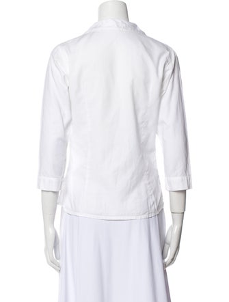 Piattelli V-Neck Three-Quarter Sleeve Button-Up Top