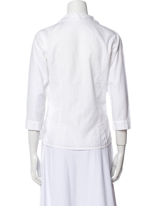 Piattelli V-Neck Three-Quarter Sleeve Button-Up Top