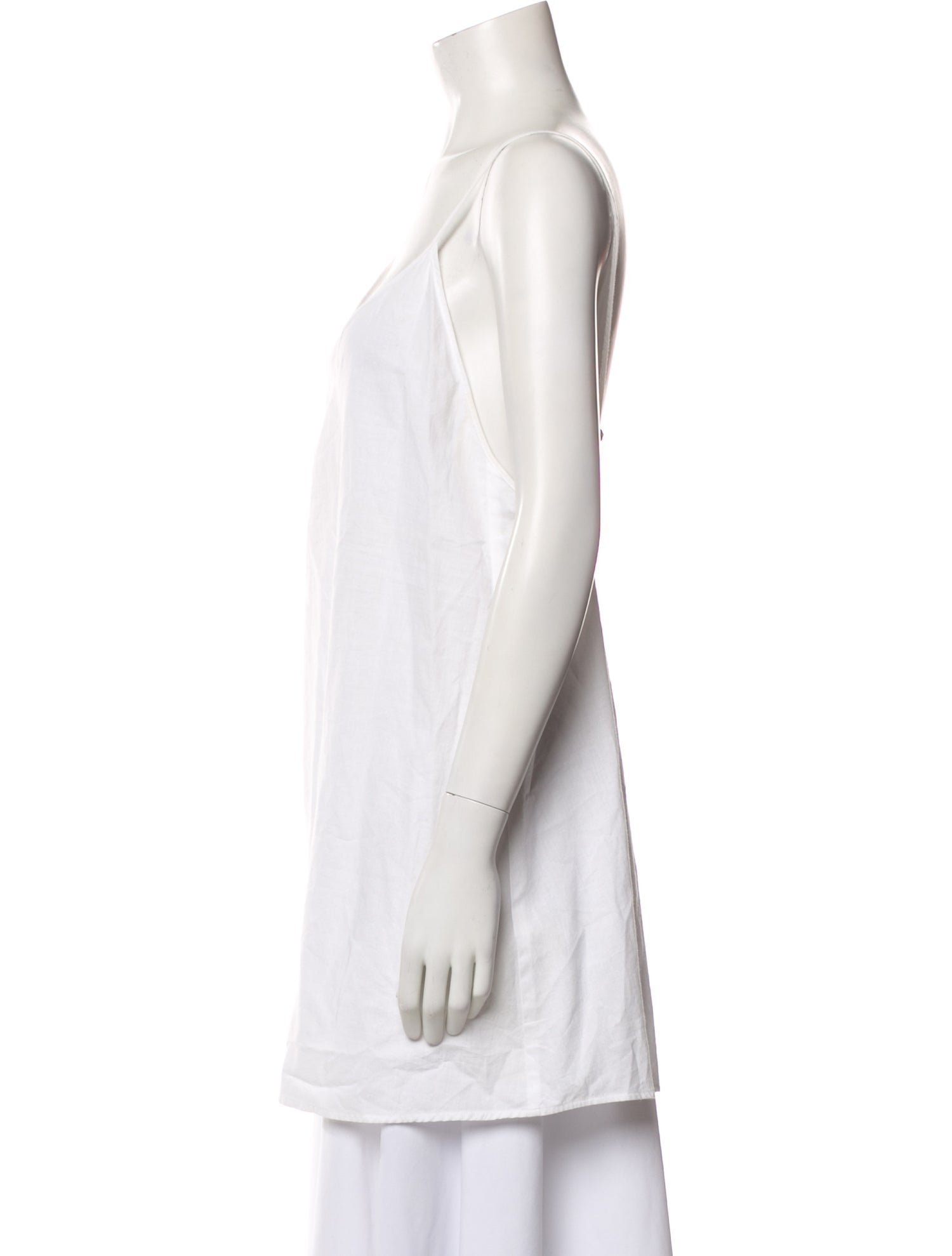 Les Rêveries V-Neck Sleeveless Top
