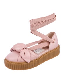 Levi s Colorblock Windrunner Shop the latest fashion online DV8 Levi s Colorblock Windrunner Shop the latest fashion online DV8