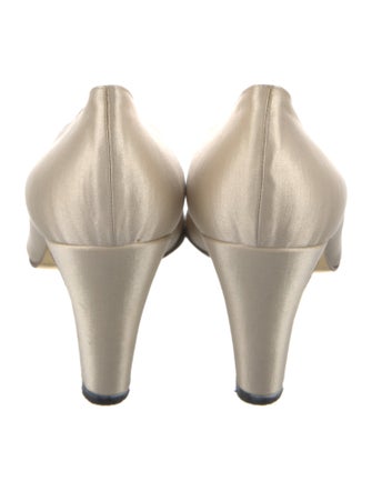 Philippe Model Suede Pumps