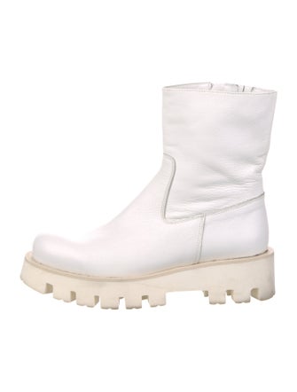 Paloma Barceló Leather Boots