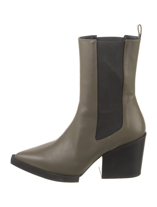 Paloma Barceló Leather Chelsea Boots