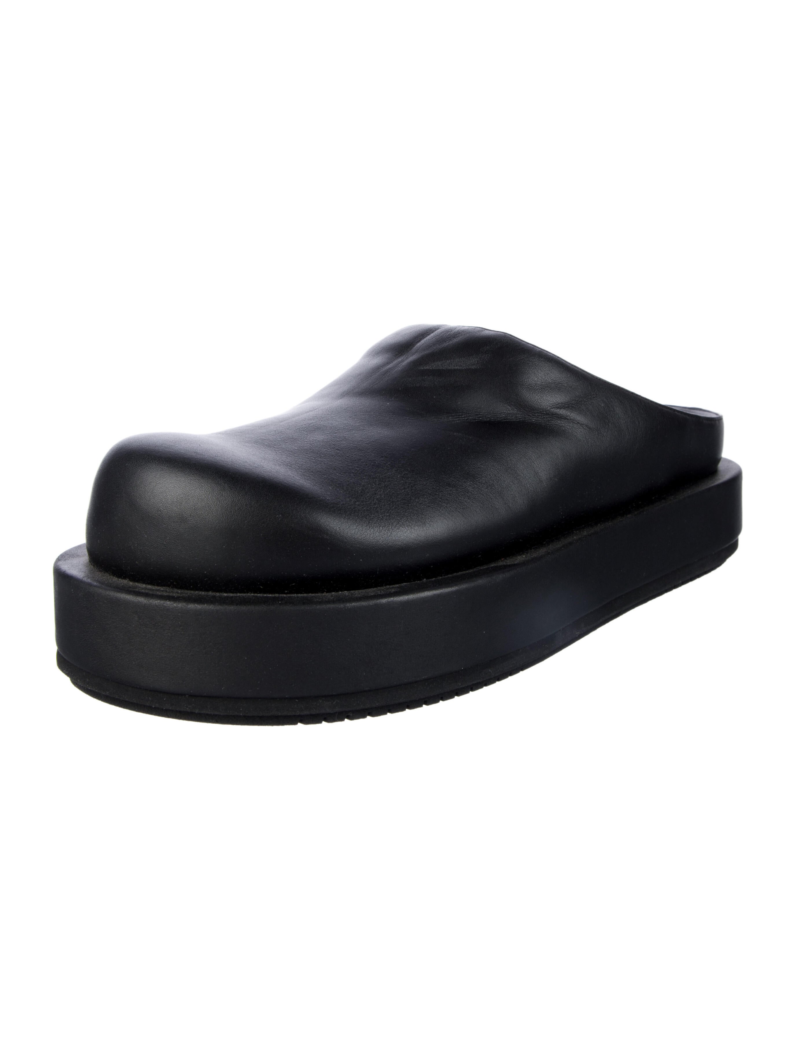 Paloma Barceló Leather Mules