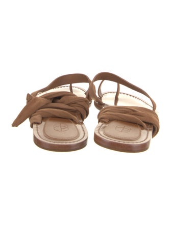Porte & Paire Suede Sandals