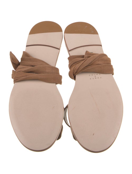 Porte & Paire Suede Sandals