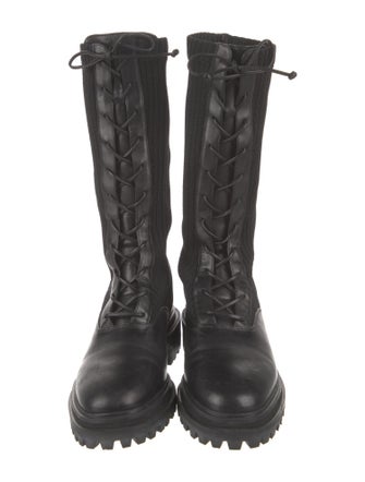 Porte & Paire Combat Boots