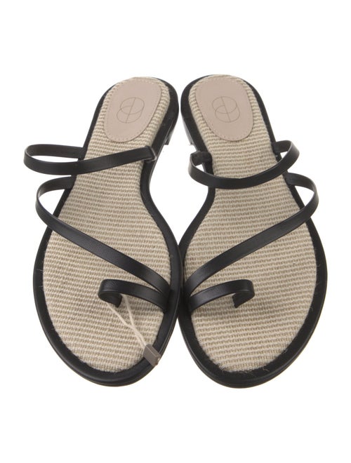 Porte & Paire Leather Flip Flops