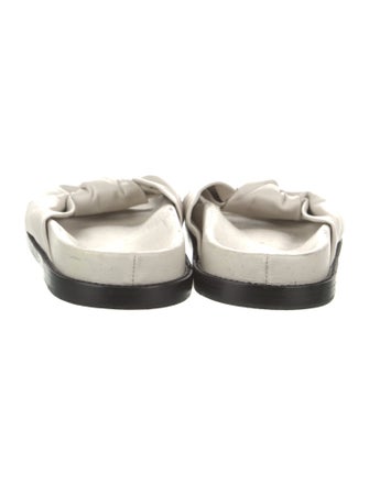 Porte & Paire Leather Slides