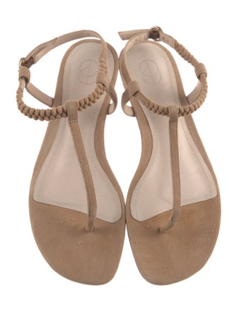 Porte & Paire Suede T-Strap Sandals