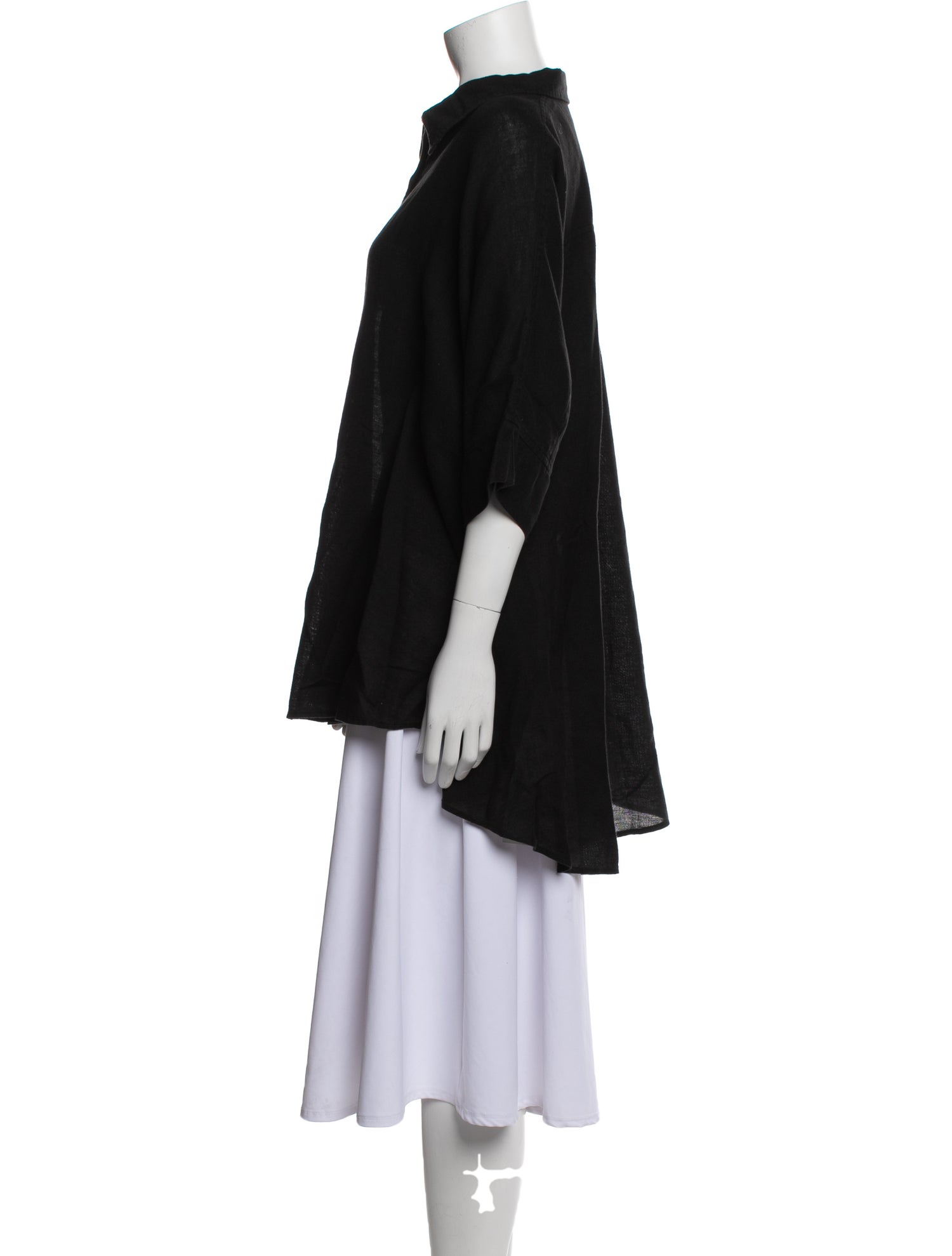 Posse Linen Three-Quarter Sleeve Button-Up Top