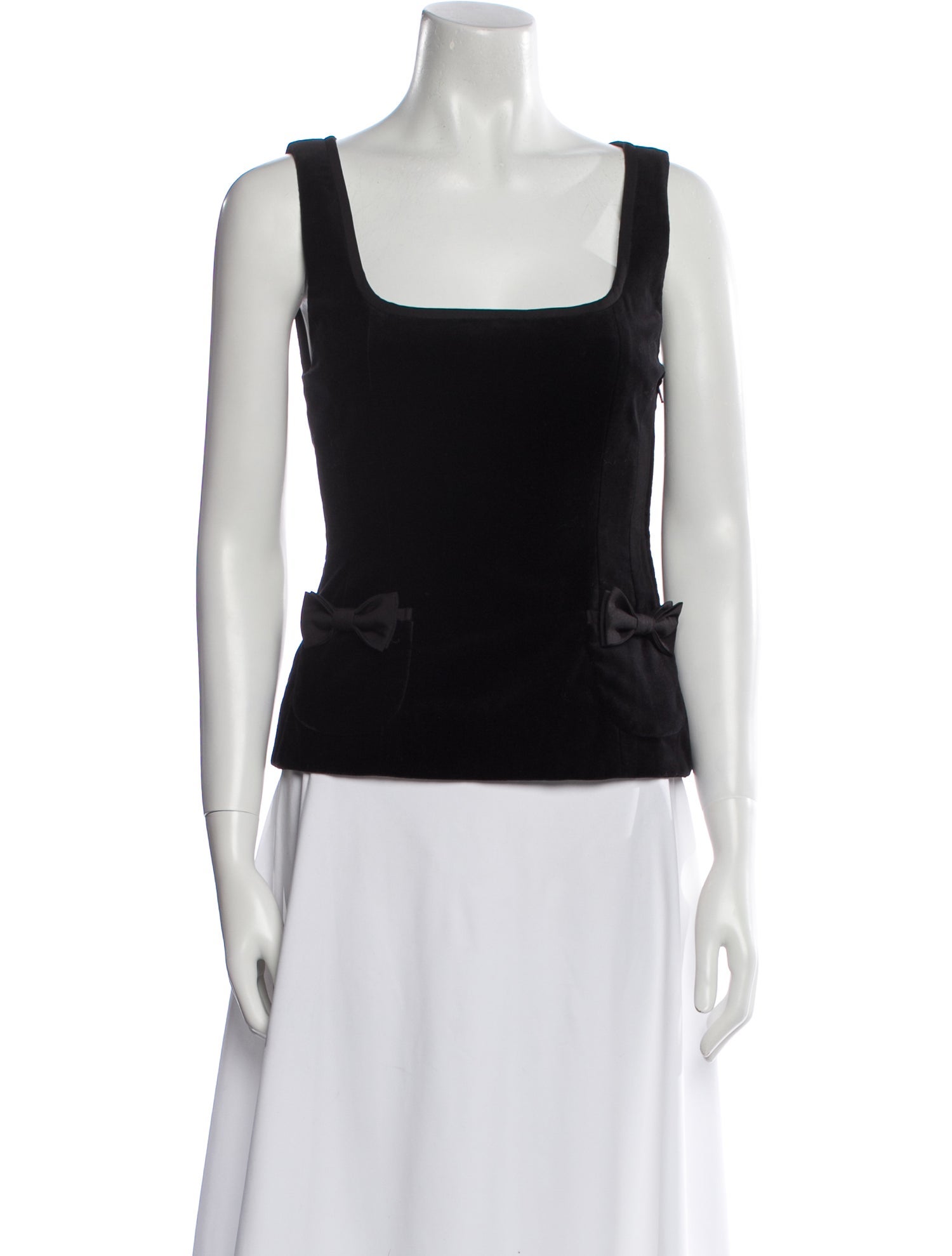 Posse Square Neckline Sleeveless Top
