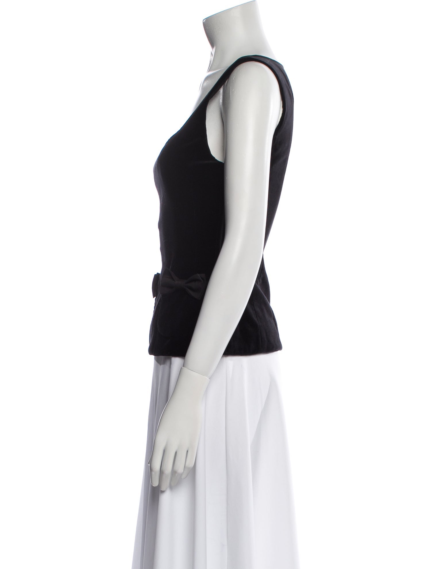 Posse Square Neckline Sleeveless Top