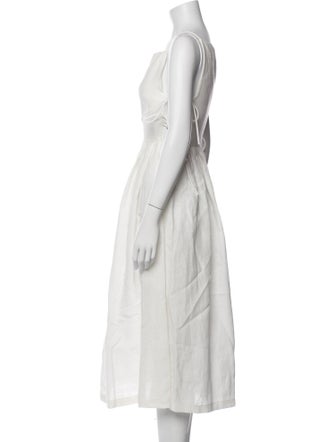 Piece of White Square Neckline Long Dress