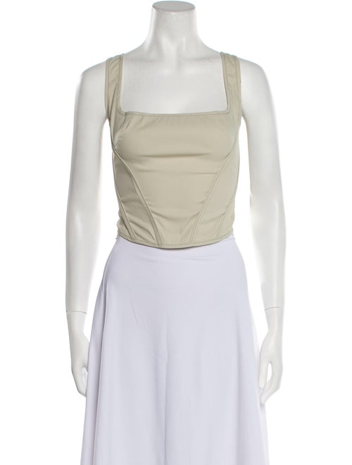 PRISCAVera Square Neckline Sleeveless Crop Top