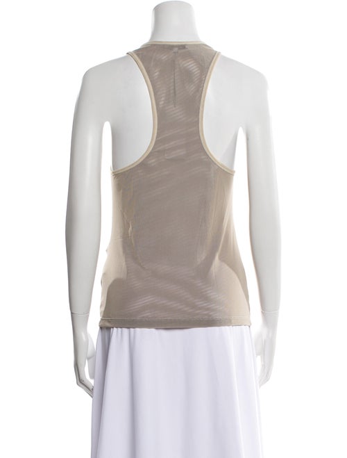 PRISCAVera Scoop Neck Sleeveless Top