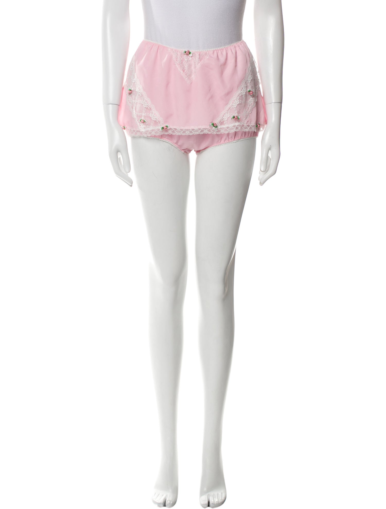 Pushbutton Bow Accents Lounge Set