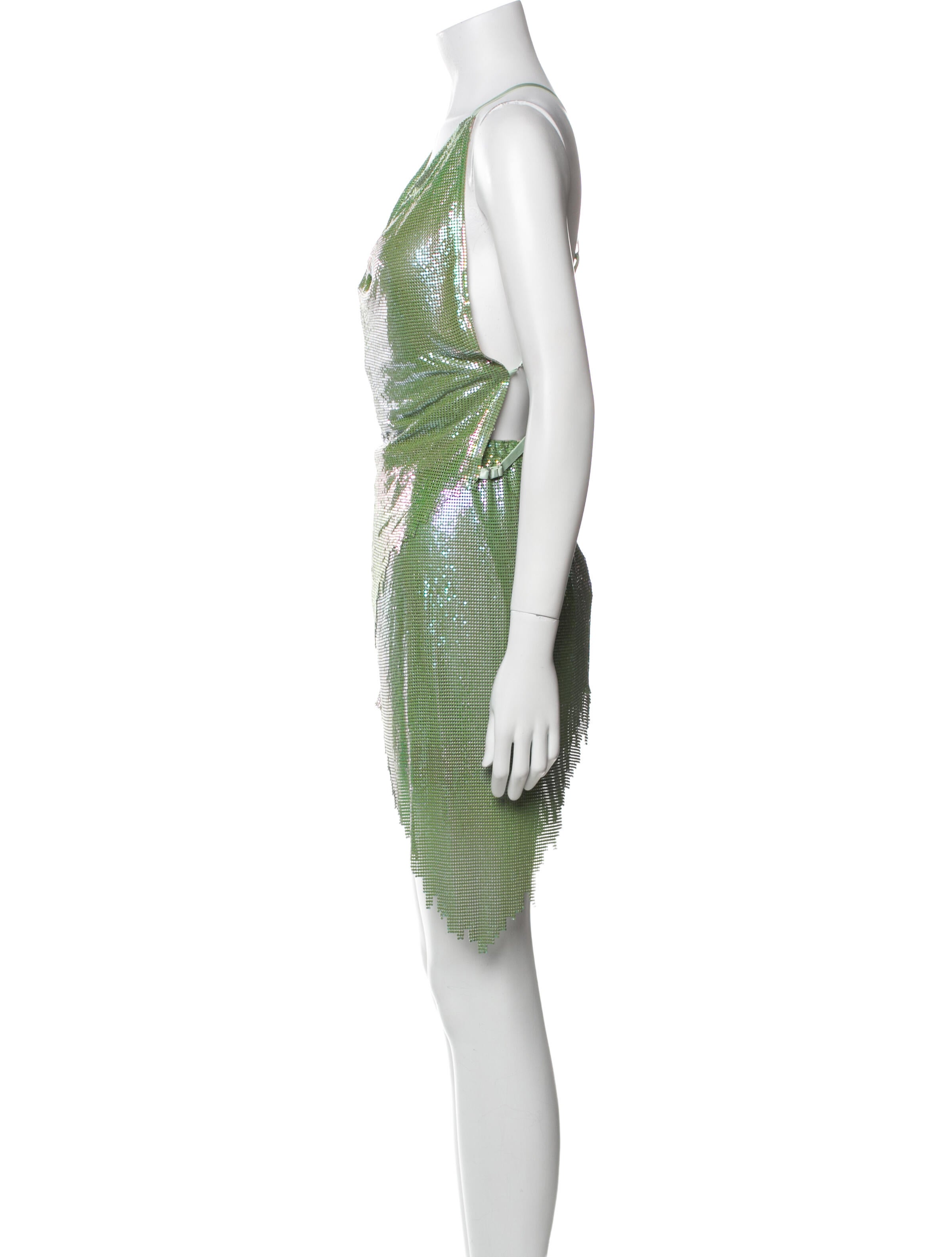 Poster Girl Chain-Link Accents Skirt Set