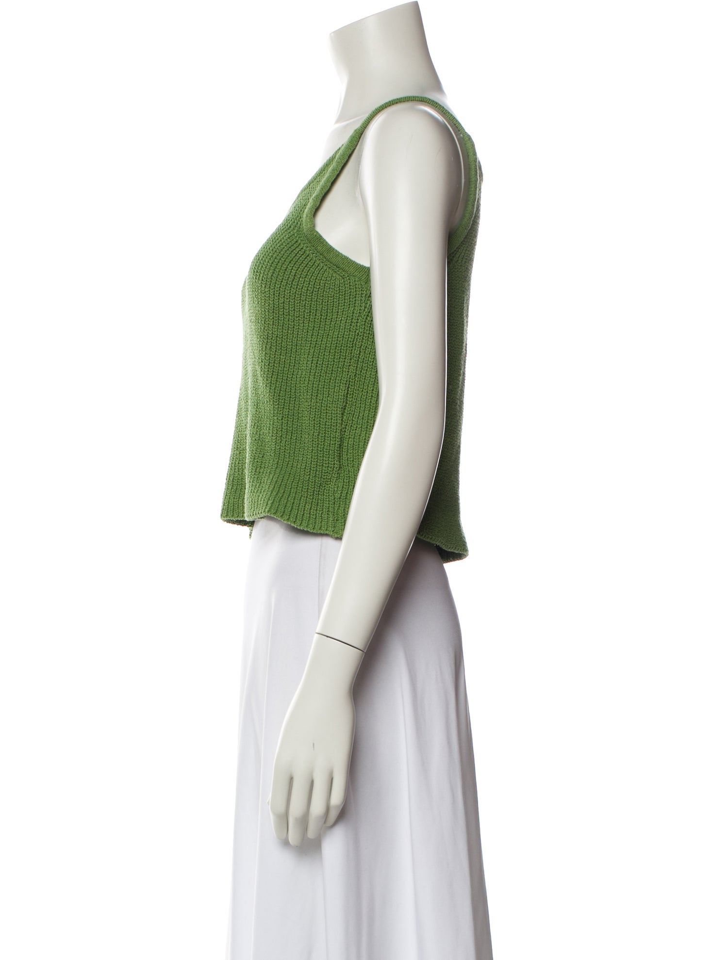 Pixie Market Scoop Neck Sleeveless Crop Top
