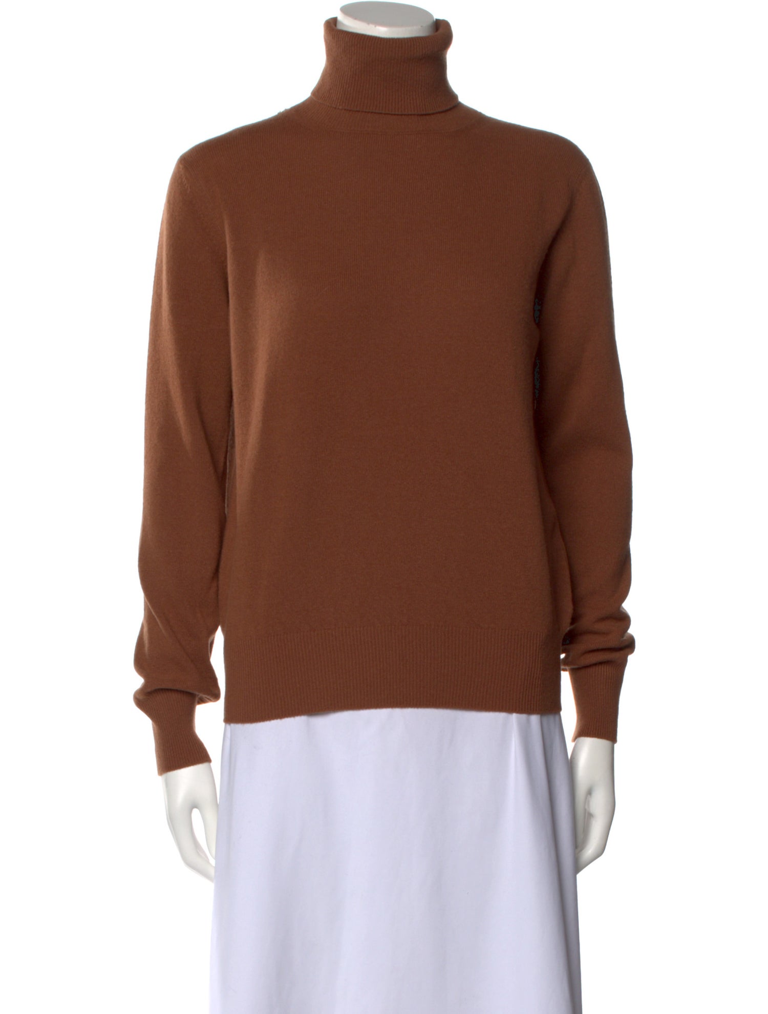 QL2 QUELLEDUE Merino Wool Turtleneck Sweater