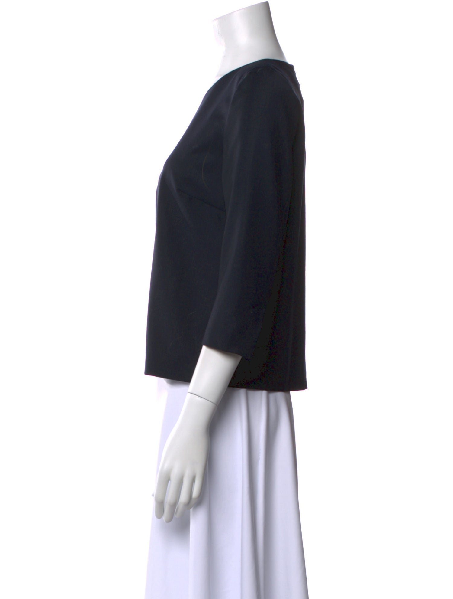 QL2 QUELLEDUE Virgin Wool Bateau Neckline Top