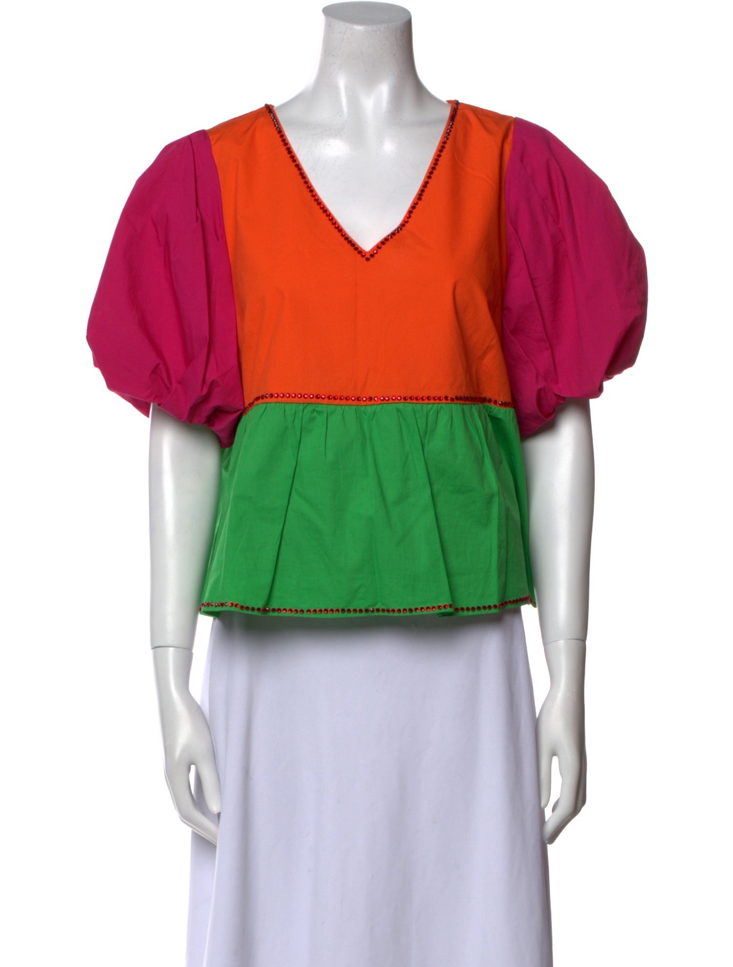 Queen Of Sparkles V-Neck Short Sleeve Crop Top