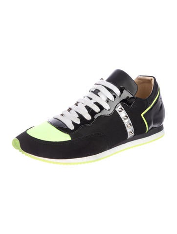ruthie davis sneakers