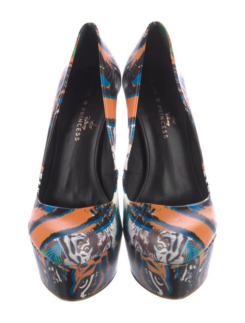 Ruthie Davis Leather Printed Pumps