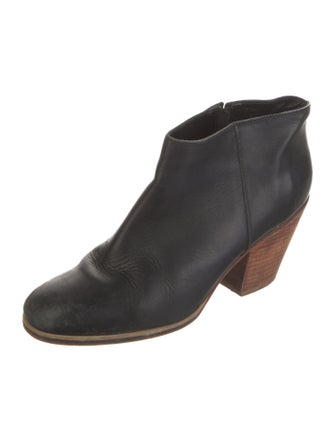 Rachel Comey Leather Raw-Edge Trim Boots