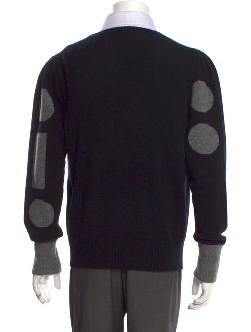 Random Identities V-Neck Long Sleeve Pullover