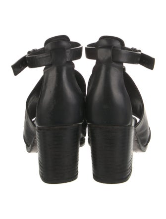 Rag & Bone Leather T-Strap Sandals