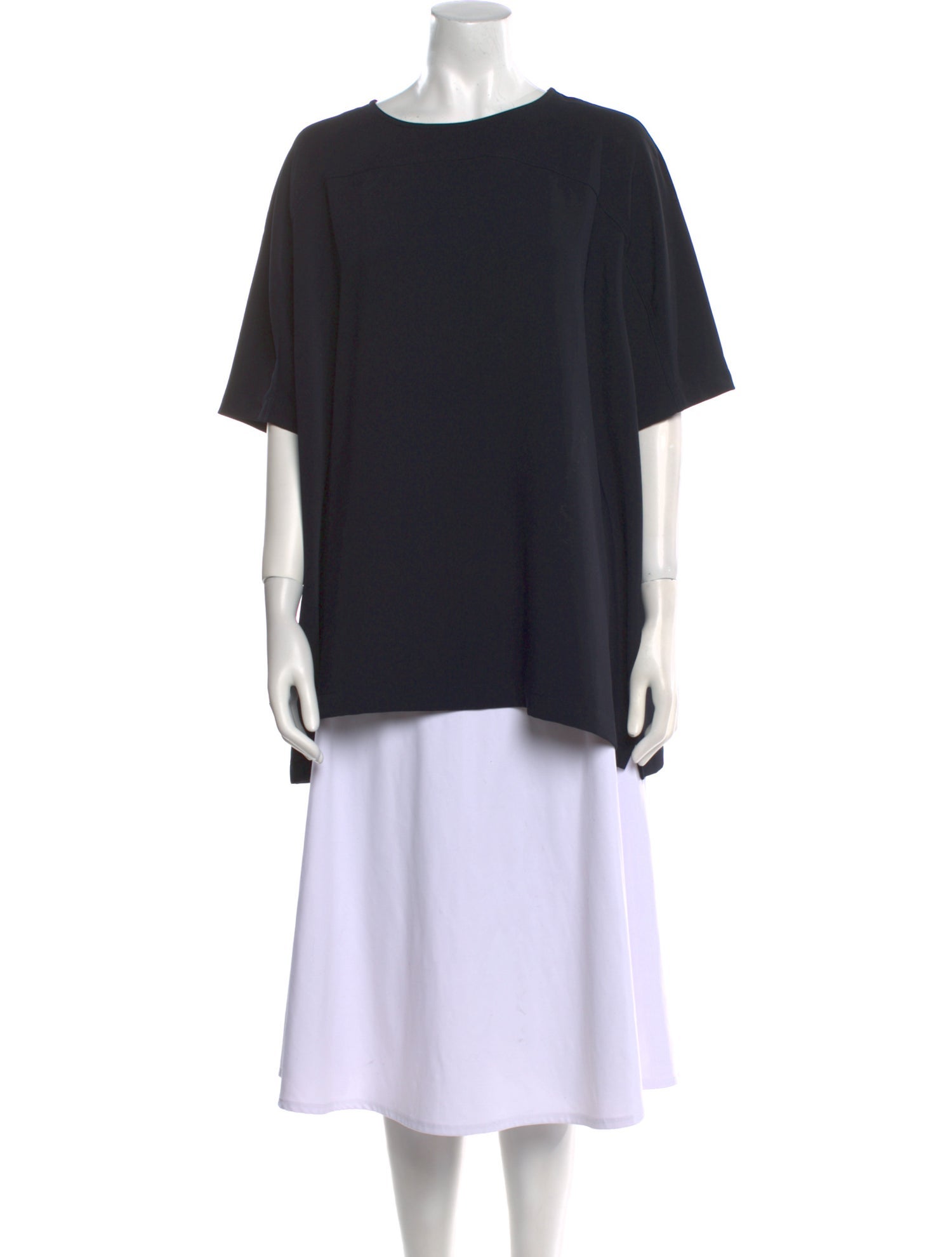 Roucha Scoop Neck Short Sleeve T-Shirt