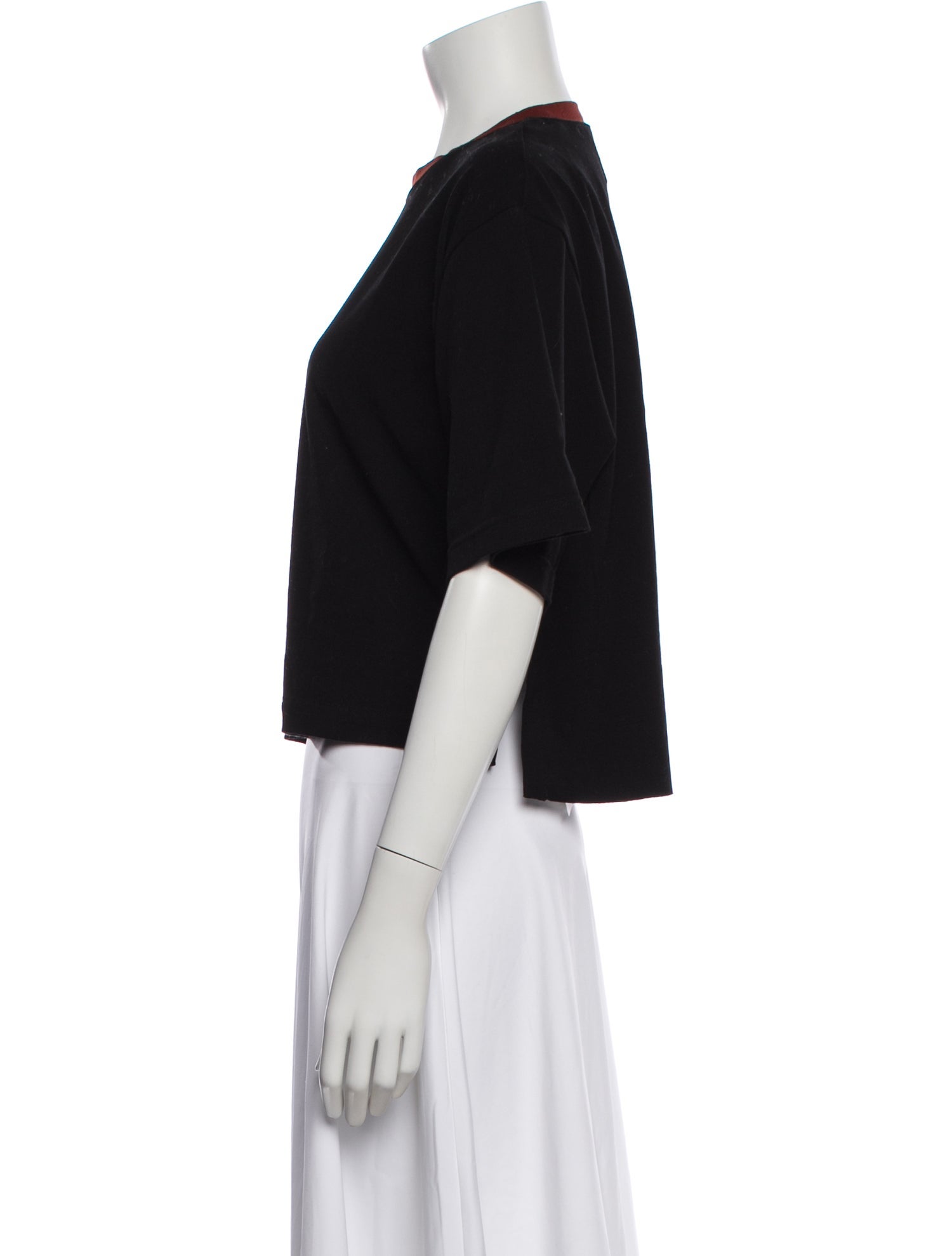 Roucha Crew Neck Short Sleeve Crop Top