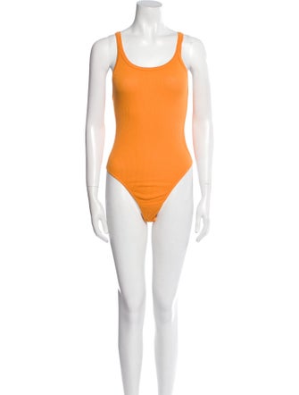 Re/Done x Hanes Scoop Neck Sleeveless Bodysuit