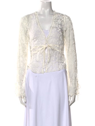 Réalisation Par Lace Pattern V-Neck Crop Top