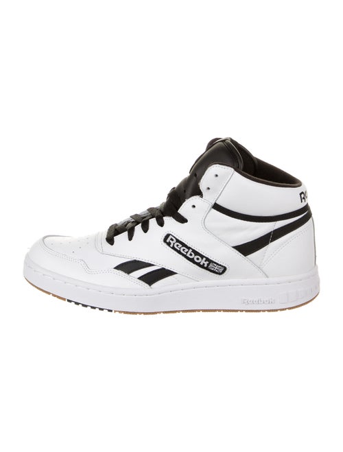 Reebok Sneakers w/ Tags White
