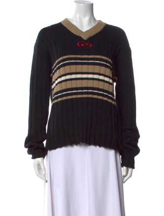 Résumé Graphic Print V-Neck Sweater