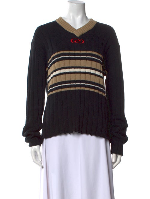 Résumé Graphic Print V-Neck Sweater