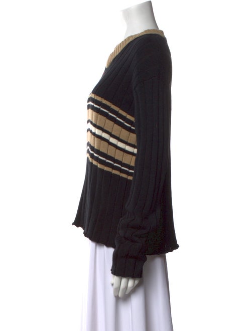 Résumé Graphic Print V-Neck Sweater