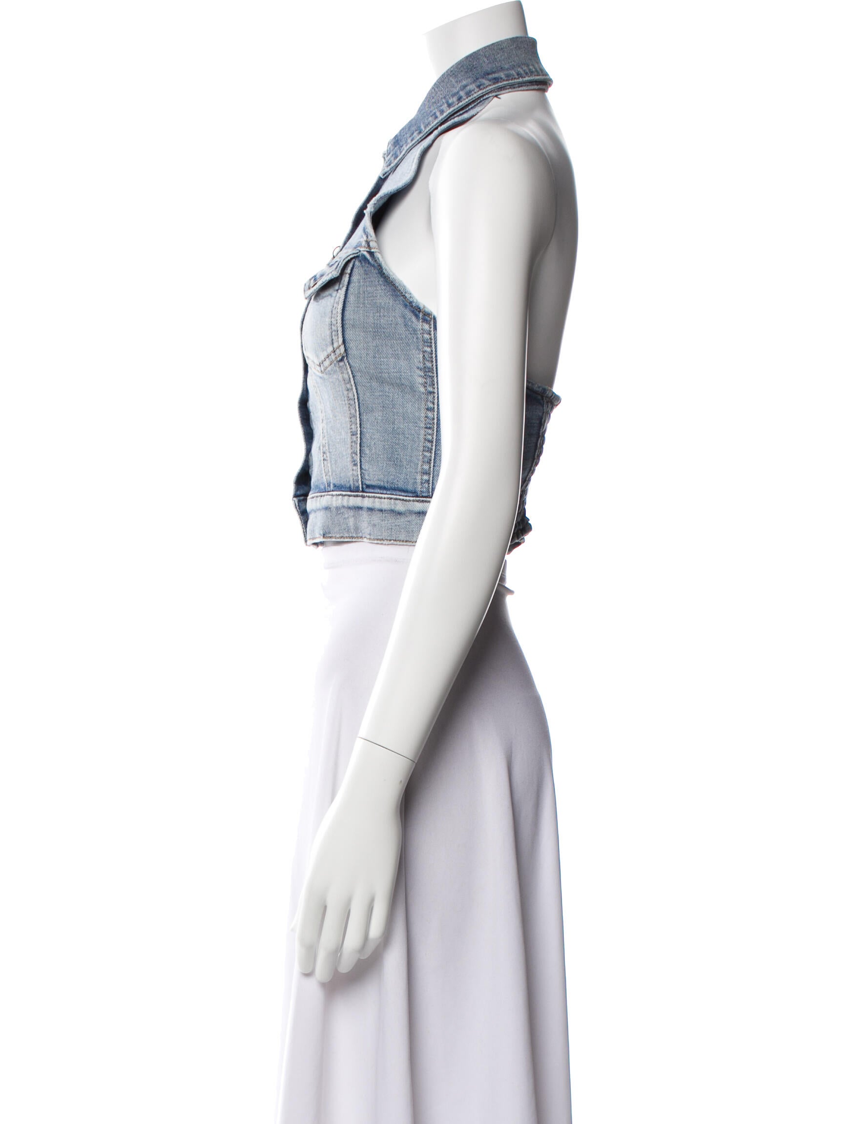 Retrofête Printed Halterneck Crop Top