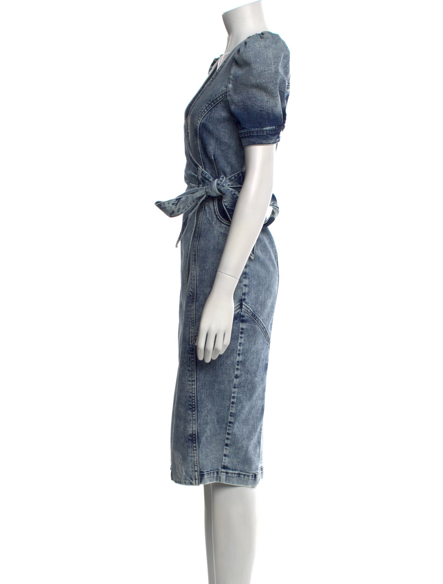 Retrofête V-Neck Midi Length Dress