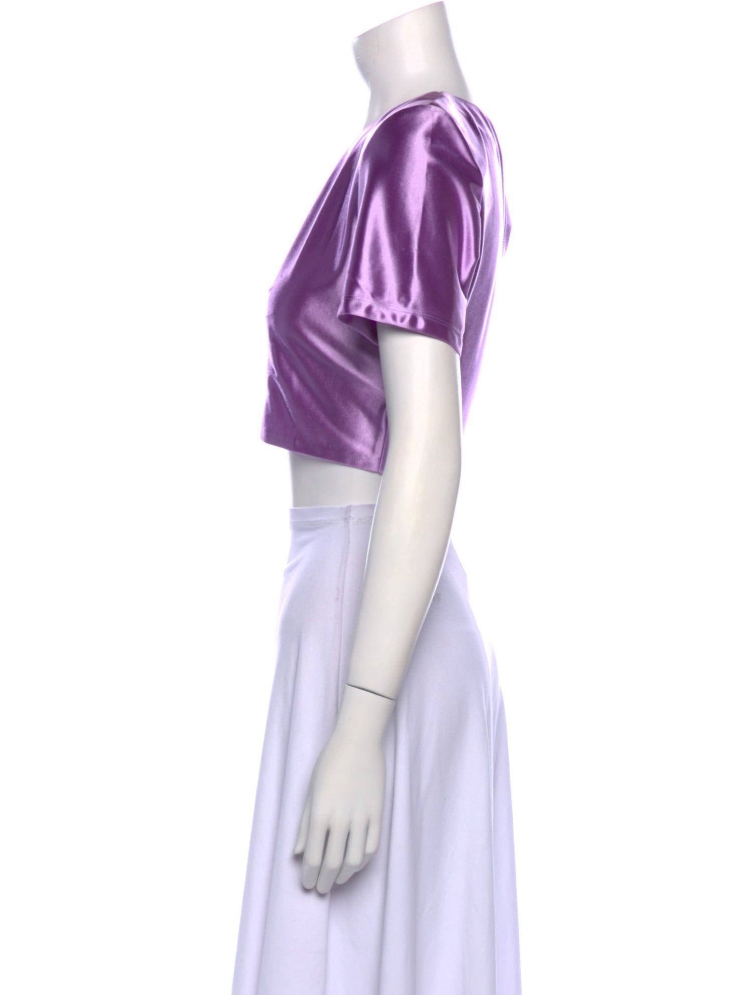 Retrofête Scoop Neck Short Sleeve Crop Top