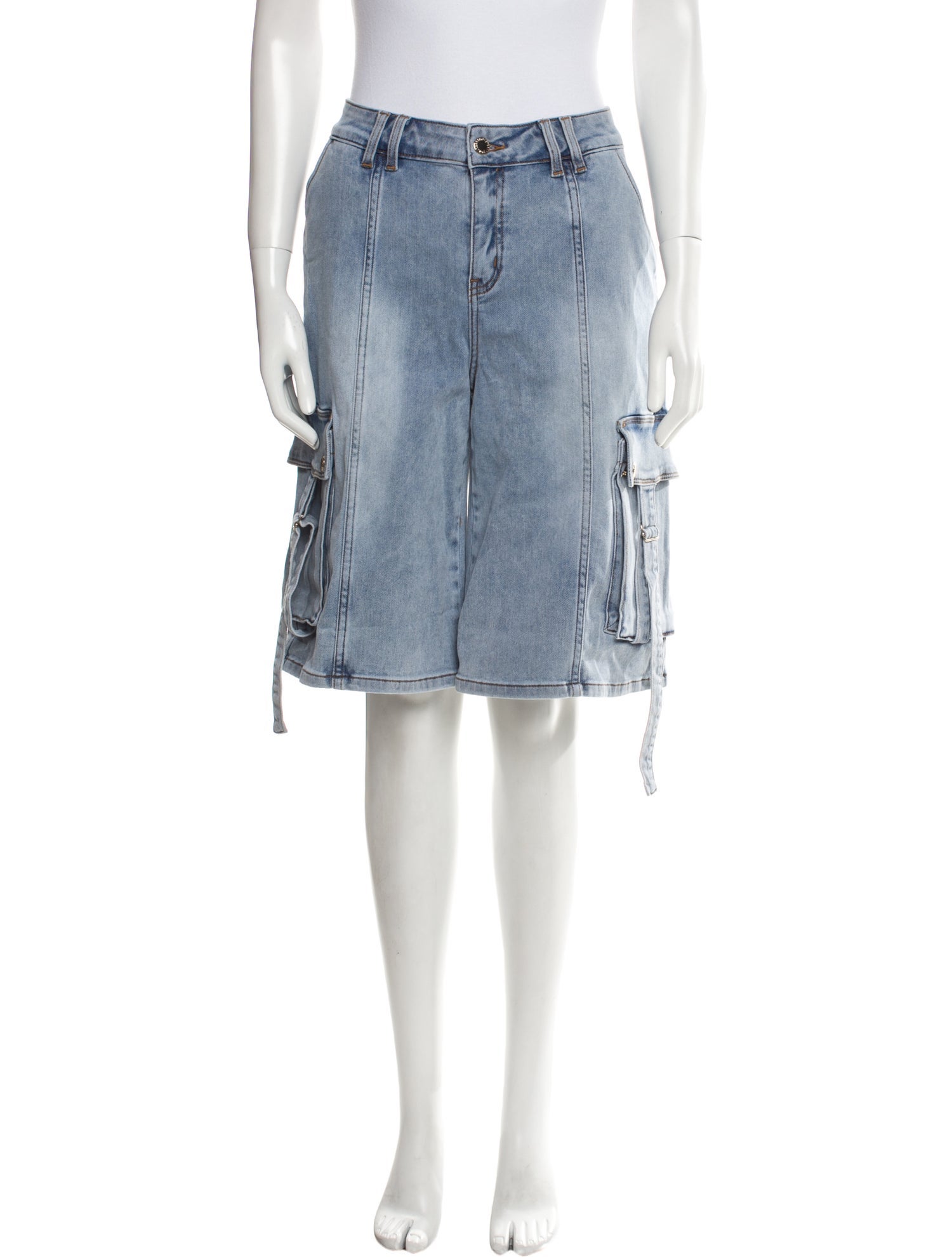 Retrofête Knee-Length Shorts