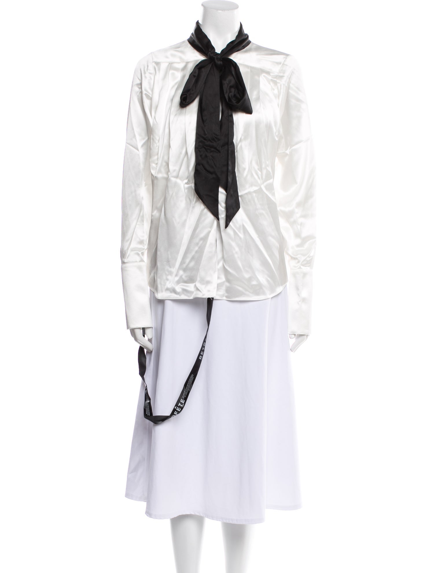 Retrofête V-Neck Long Sleeve Tunic