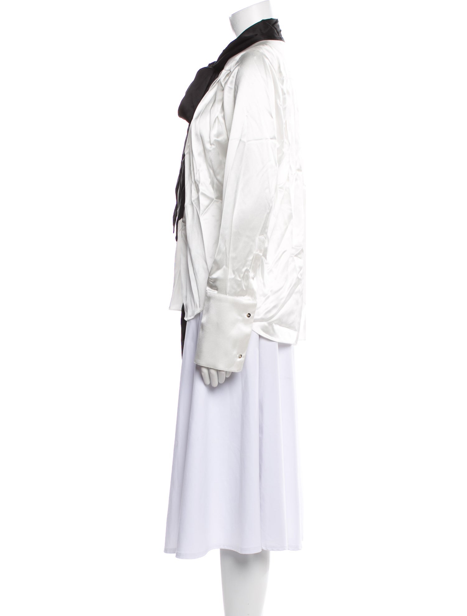 Retrofête V-Neck Long Sleeve Tunic