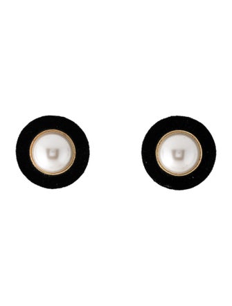 Retrofête Faux Pearl & Velvet Sari Stud Earring