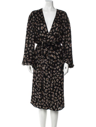 Retrofête Floral Print Midi Length Dress